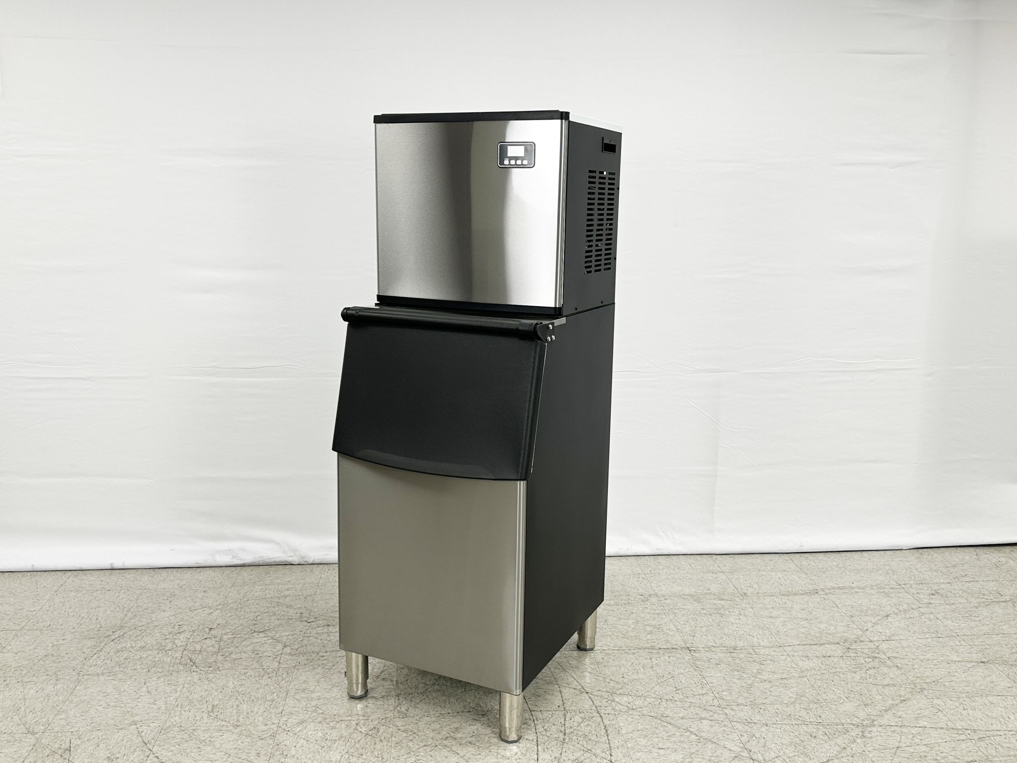 Ocean City Heating and Cooling ice machine's
